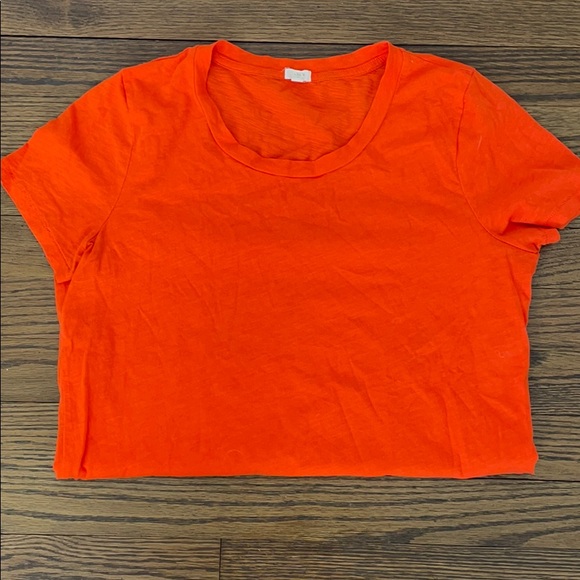 J. Crew Factory Tops - J.Crew Factory Scoopneck tshirt 🧡